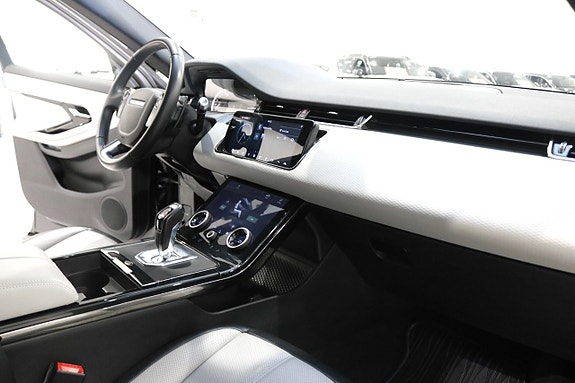 Land Rover Range Rover Evoque 13 of 26
