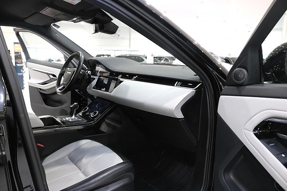 Land Rover Range Rover Evoque 14 of 26