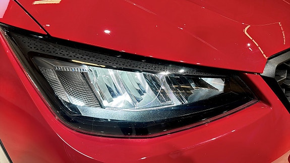 Seat Arona 14 of 19