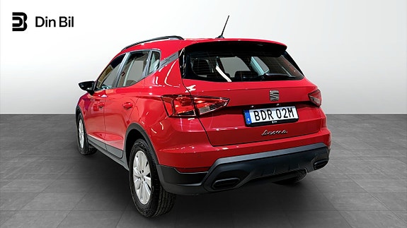 Seat Arona 3 of 5