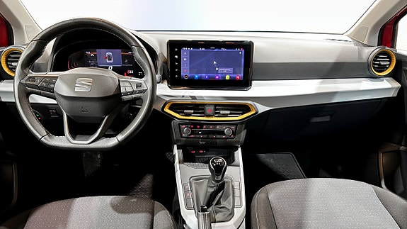 Seat Arona 10 of 19
