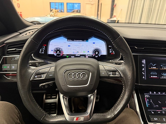 Audi Q8 12 of 17