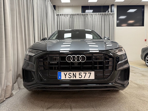Audi Q8 5 of 17