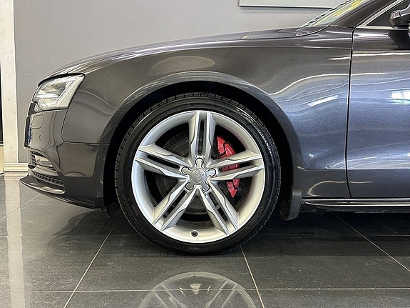 Audi A5 3 of 20