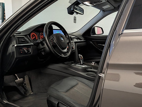 BMW 320 4 of 5