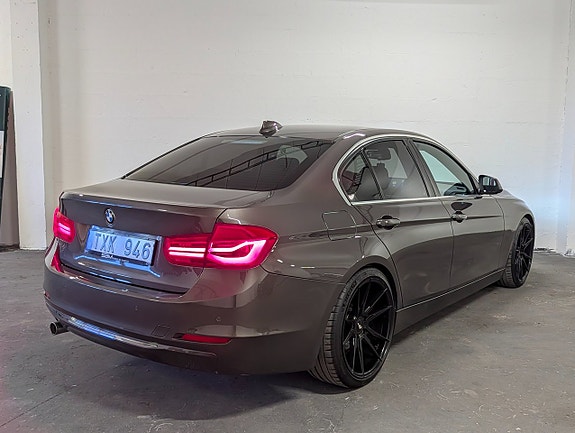 BMW 320 13 of 25