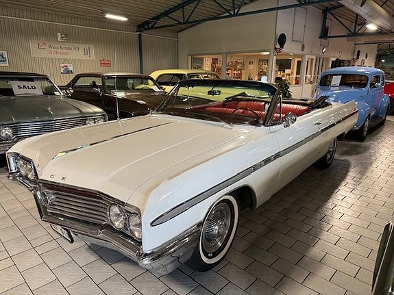 Ford Thunderbird 15 of 26