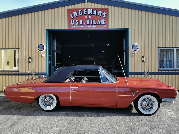 Ford Thunderbird 26 of 26