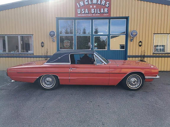 Ford Thunderbird