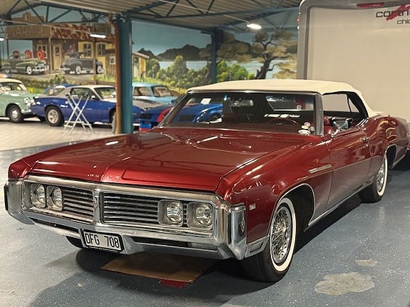 Ford Thunderbird 13 of 26