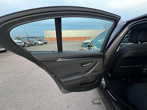 BMW 520d 14 of 23