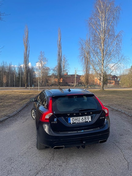 Volvo V60 8 of 19