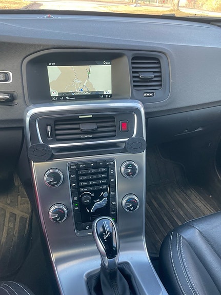 Volvo V60 19 of 19