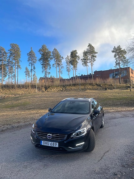 Volvo V60 12 of 19