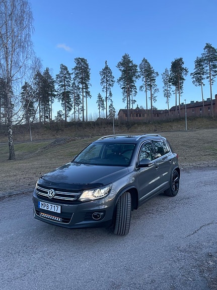 Volkswagen Tiguan 12 of 29