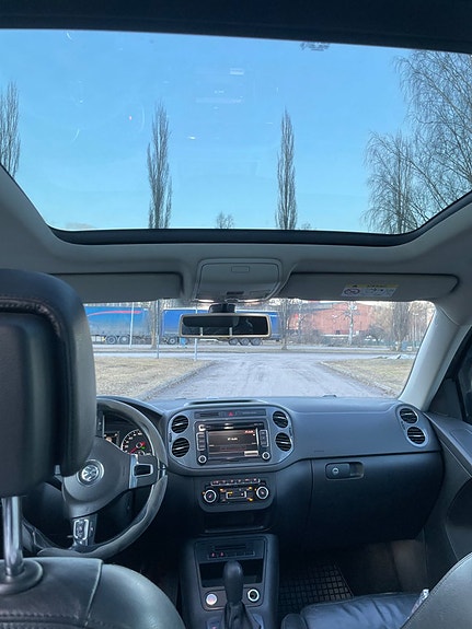 Volkswagen Tiguan 24 of 29