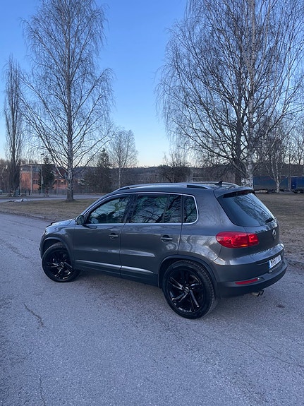 Volkswagen Tiguan 14 of 29