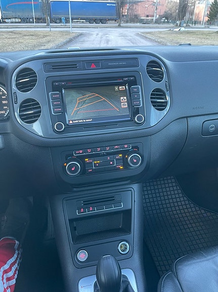 Volkswagen Tiguan 22 of 29