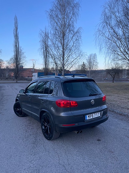 Volkswagen Tiguan 17 of 29