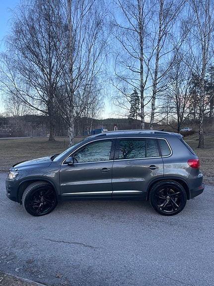 Volkswagen Tiguan 10 of 29