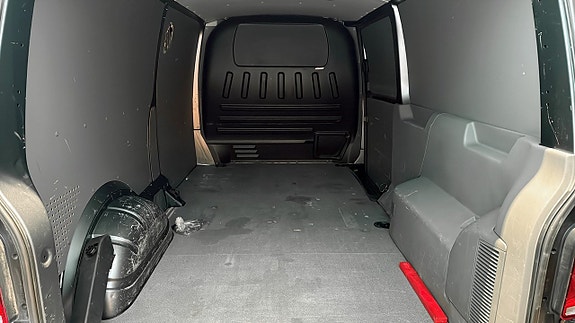 Volkswagen Transporter 7 of 12