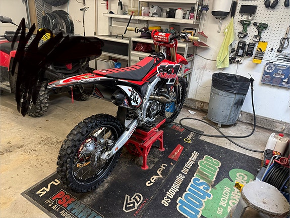 Honda 450 2 of 7
