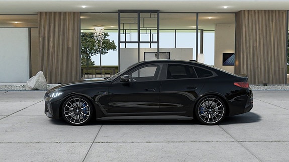 BMW i4 4 of 13