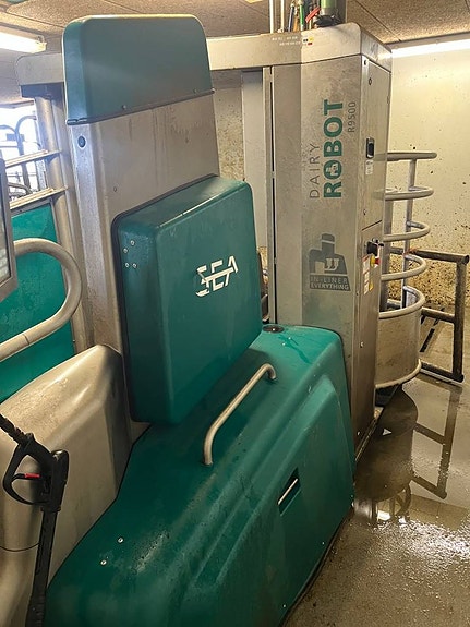 4 stk. brugte GEA R9500 malkerobotter