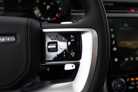 Land Rover Range Rover 13 of 21