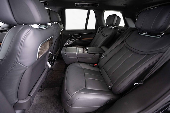 Land Rover Range Rover 17 of 21