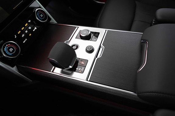 Land Rover Range Rover 12 of 21
