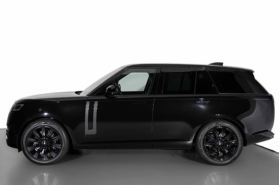 Land Rover Range Rover 2 of 5