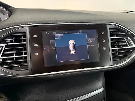 Peugeot 308 SW 14 of 18