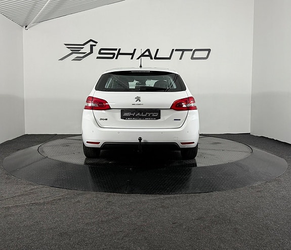 Peugeot 308 SW 6 of 18