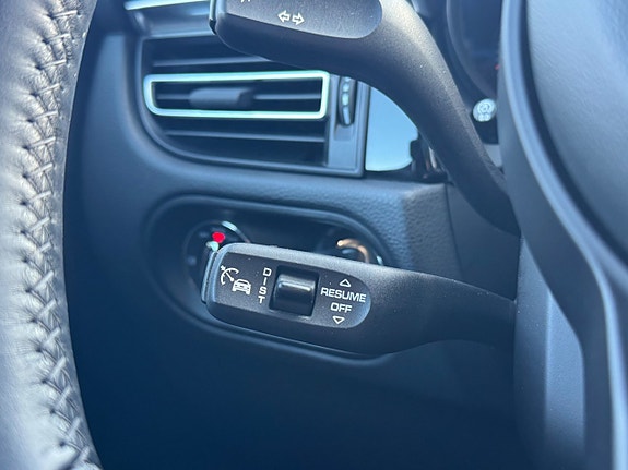 Porsche Macan S 24 of 28