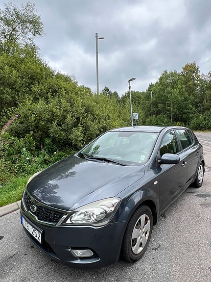 Kia Ceed 11 of 12