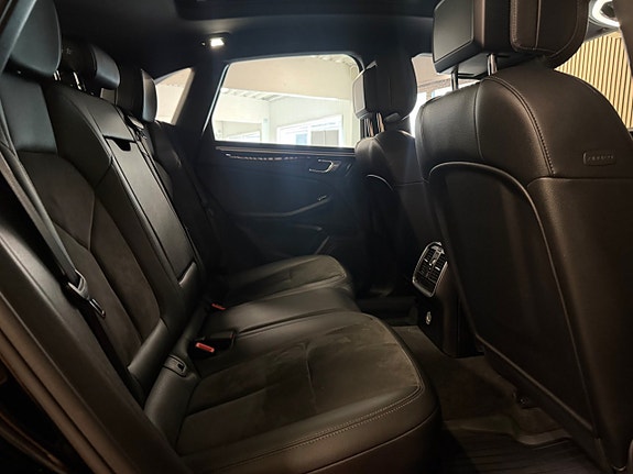 Porsche Macan S 22 of 30