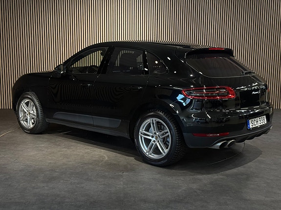 Porsche Macan S 6 of 30