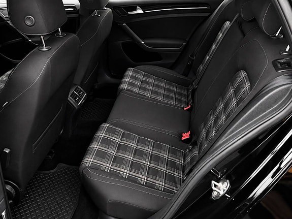 Volkswagen Golf I 11 of 12