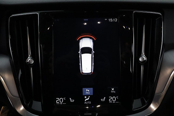 Volvo V60 Cross Country 18 of 22