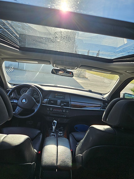 BMW X5 4 of 6