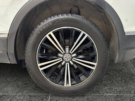 Volkswagen Tiguan 20 of 23