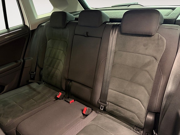 Volkswagen Tiguan 14 of 23