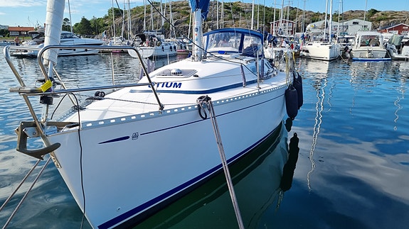 Dufour 32 Classic - höstpris 3 of 9