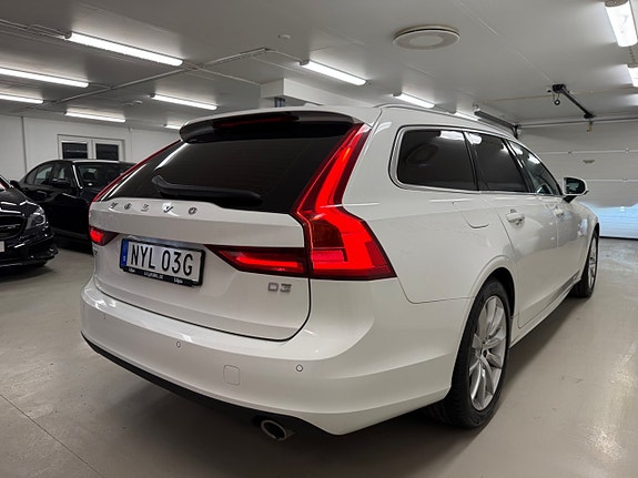 Volvo V90 11 of 27