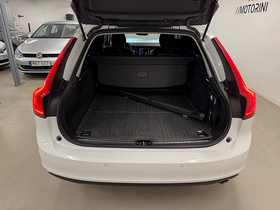 Volvo V90 25 of 27