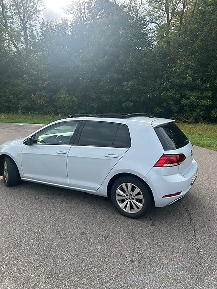 Volkswagen Golf VII 8 of 24