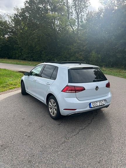 Volkswagen Golf VII 7 of 24