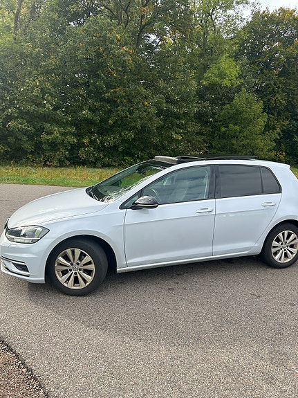Volkswagen Golf VII 9 of 24