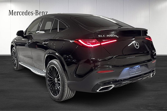 Mercedes-Benz GLC300 de 3 of 5